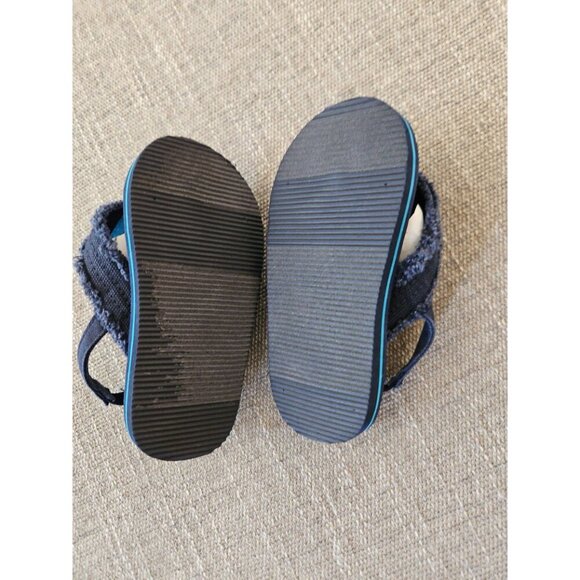 Baby/Toddler sandals by Crazy 8 size 5/6 - Picture 2 of 4